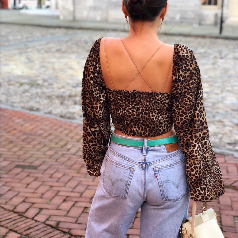 Wore Once! Malone Leopard Puff Sleeve Blouse Top - Picture 7 of 9